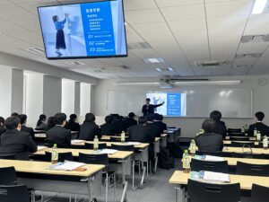 【スクールライフ】2年ITコース　大学見学会