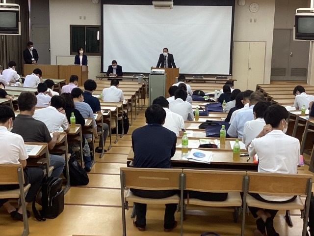 中学校教員対象学校説明会 開催