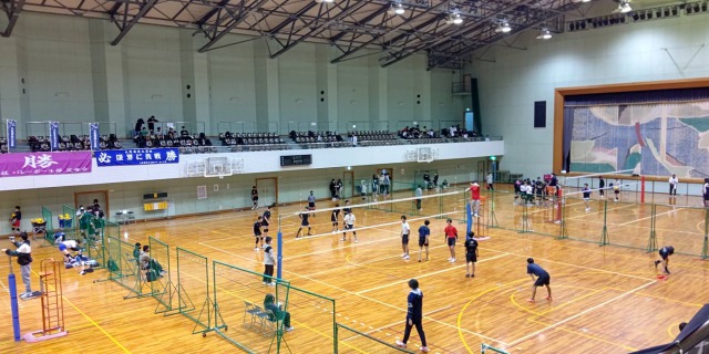 【クラブ活動】男子バレーボール部 合同練習会 (経法カップ)