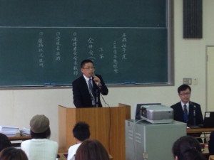 ２年生　学年懇談会